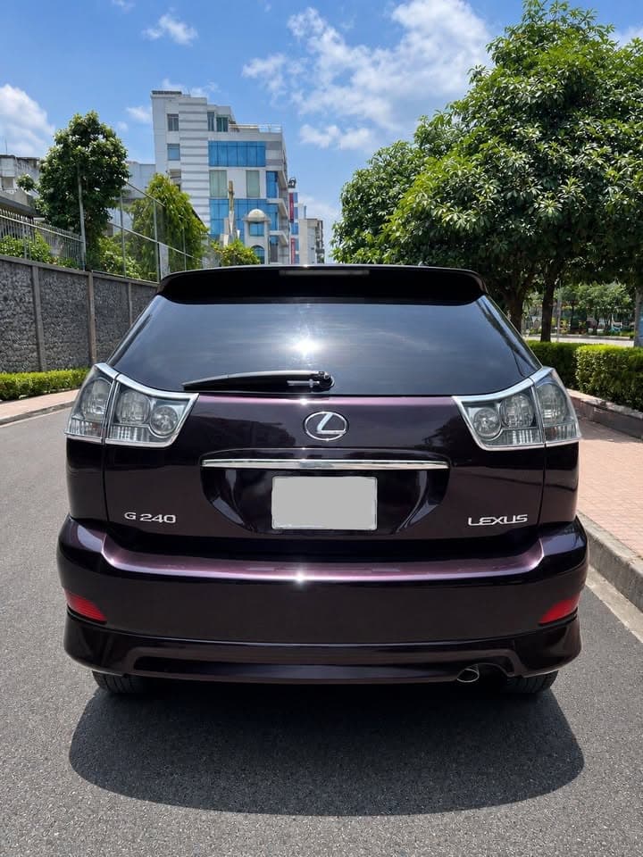 Toyota Harrier 2004 view 2