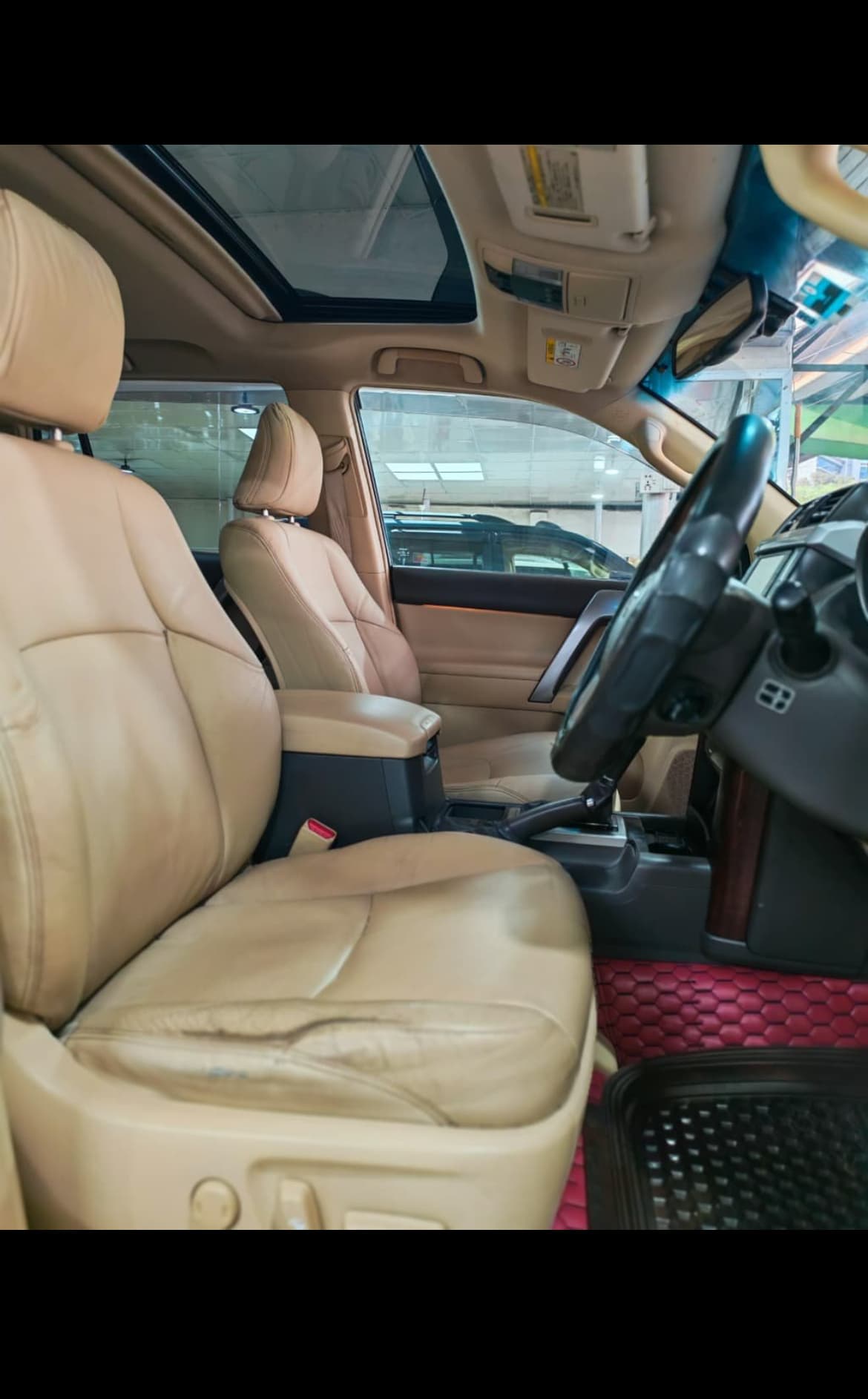 Toyota Prado view 5