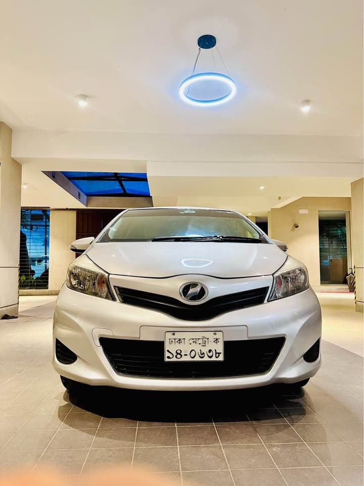 Toyota Vitz 2011