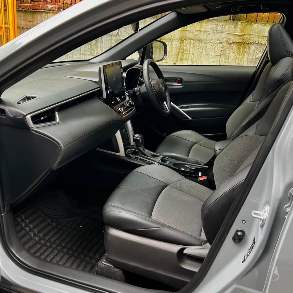 2022 Toyota Corolla cross Japan Panoramic moonroof z package view 5